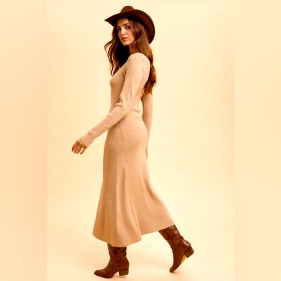 NWT Viscose Blend Knitted Maxi Sweater Dress - Picture 2 of 5